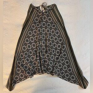 Max Studio Moss Green Asymmetrical Sleeveless Blouse